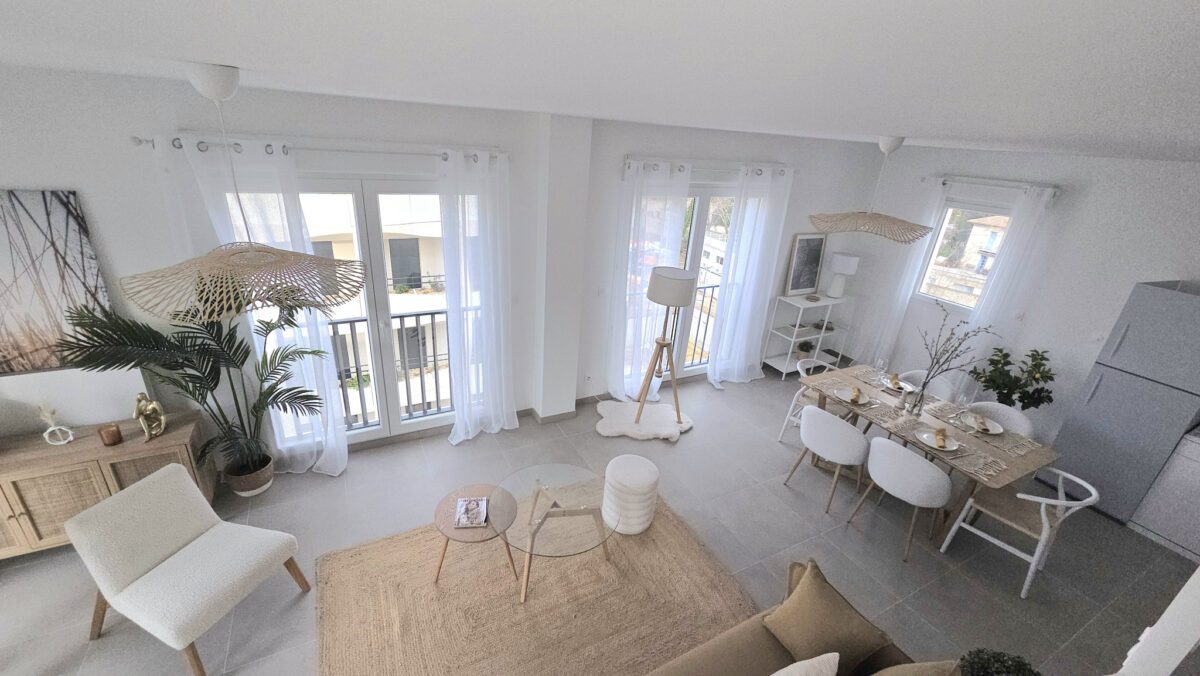 MONTPELLIER CENTRE DERNIER ETAGE PENTHOUSE DE 115M2 HAB + 116M2 D&rsquo;EXTERIEUR  AVEC SOLARIUM